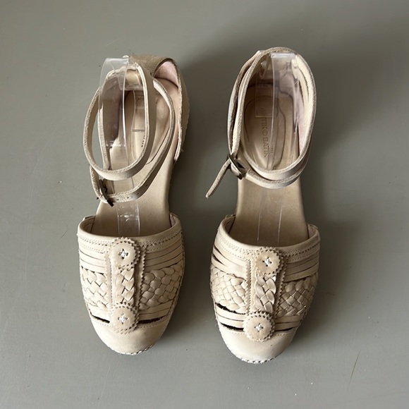 Antic Batik Klara Leather Woven Sandals size 6.5 - Picture 2 of 11